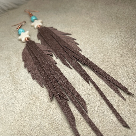 REDUCED Howlite Gemstone And Turquoise Genuine Brown Leather Fringe Earrings - Picture 5 of 15